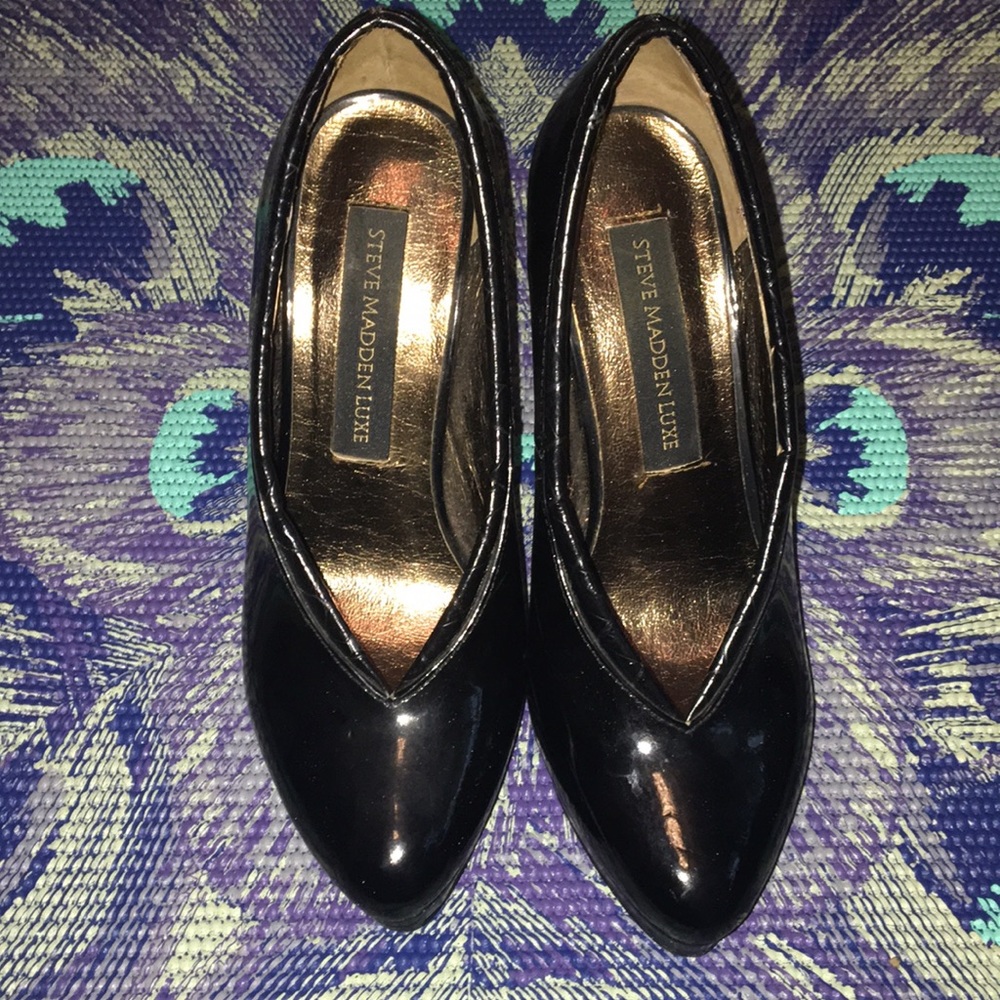 Black Pumps—SEXY